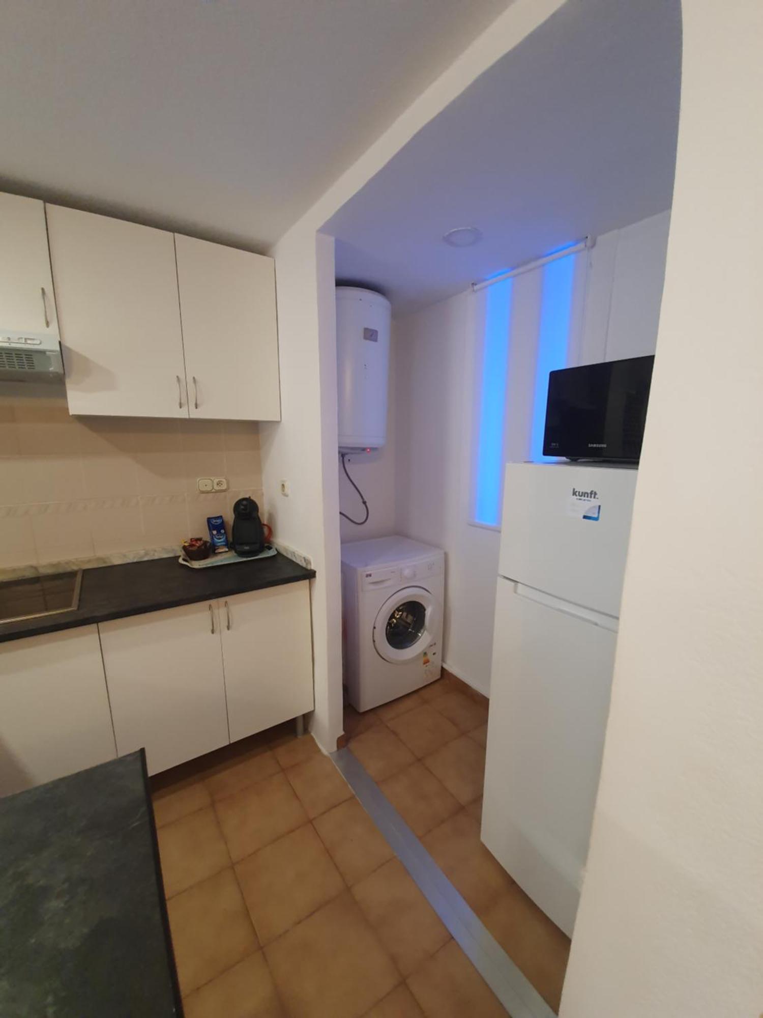 New One Bedroom Apartment In Benidorm Exterior photo